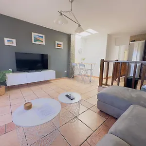 https://apartamento-niar.puertodelcarmen-hotels.org